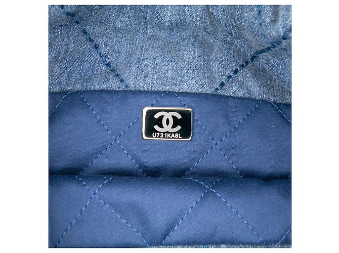 Borsa Chanel Blue Mini in denim con borchie 22 - vista 6