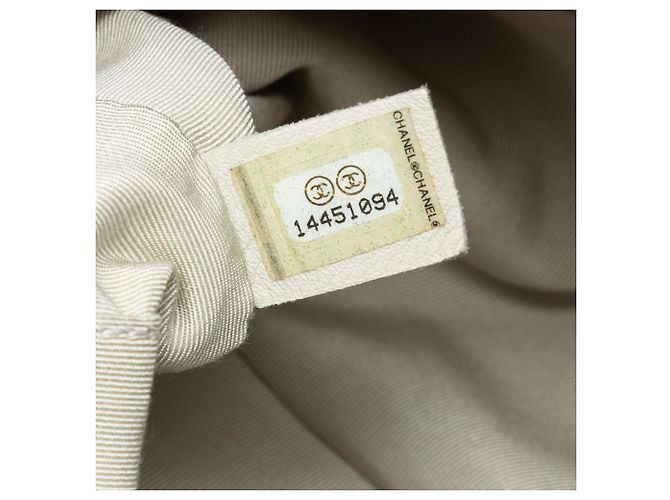 Bolso bowler de tweed acolchado iridiscente de piel marrón CC de Chanel - vista 6
