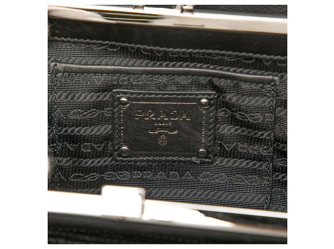 Clutch in pelle nera con borchie e chiusura Prada Nero - vista 5