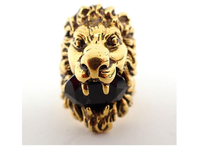 GUCCI Ring mit Löwenkopf aus farbigem Stein - Ansicht 7