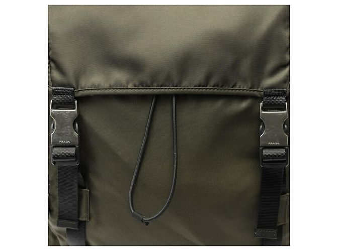 Prada Nylon-Rucksack in khakifarbenem Camouflage - Ansicht 7