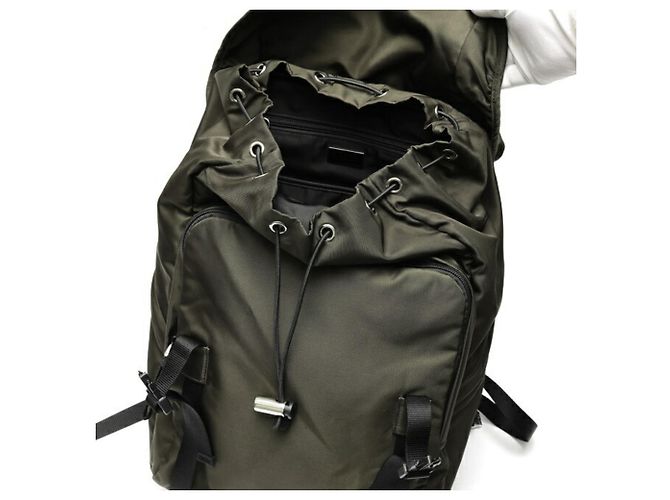 Prada Nylon-Rucksack in khakifarbenem Camouflage - Ansicht 8