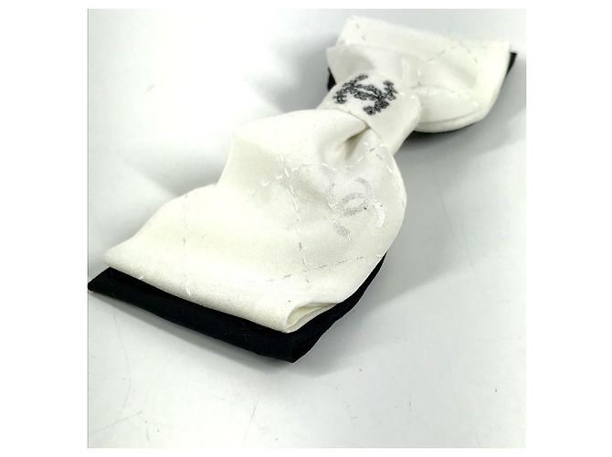 Fermaglio bicolore Chanel Nero Bianco - vista 6