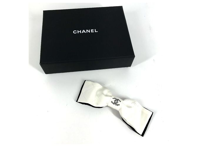 Fermaglio bicolore Chanel Nero Bianco - vista 7