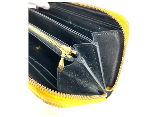 Cartera Zippy Polka Dot Infinity Yayoi Kusama Louis Vuitton Negro Amarillo - vista 12