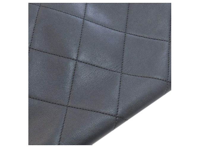 Borsa tote Chanel Matelassé con hardware dorato Nero - vista 15