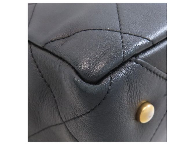 Borsa tote Chanel Matelassé con hardware dorato Nero - vista 30
