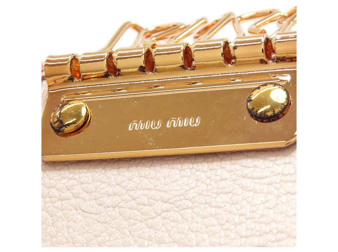 Estuche de llaves de cuero Miu Miu en rosa - vista 9
