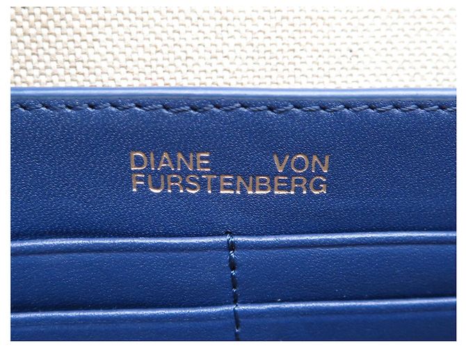 POCHETTE DA VIAGGIO DIANE VON FURSTENBERG IN PELLE BICOLOR BLUE - vista 7