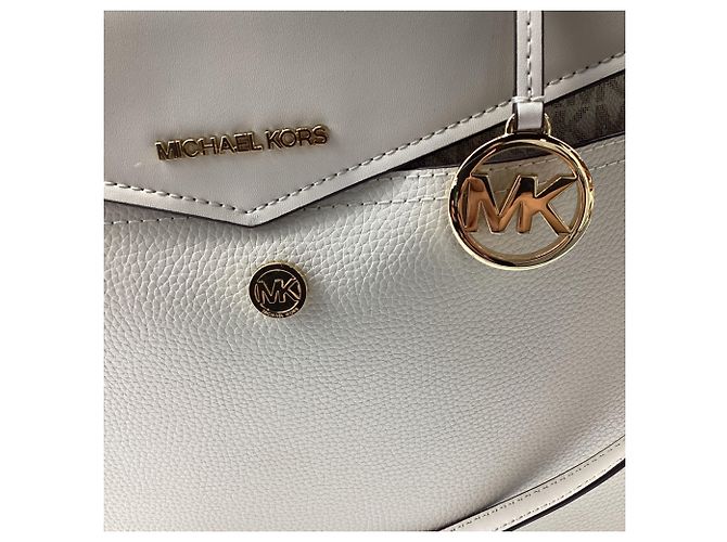 Borsa Tote 3 in 1 in pelle martellata bianca Michael Kors Maisie Large - vista 13