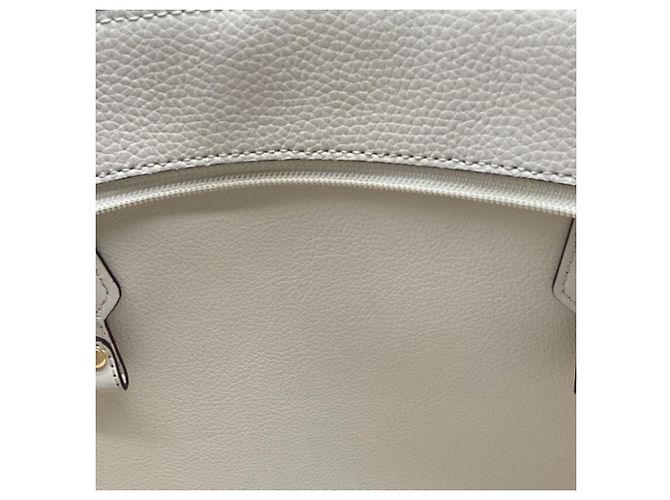 Borsa Tote 3 in 1 in pelle martellata bianca Michael Kors Maisie Large - vista 8