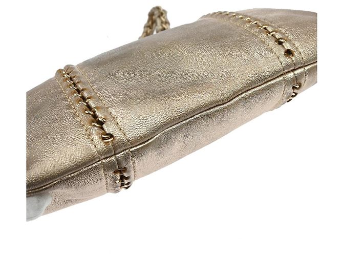 Chanel Luxe Linea Tote con Zip in Pelle Grande D'oro - vista 7