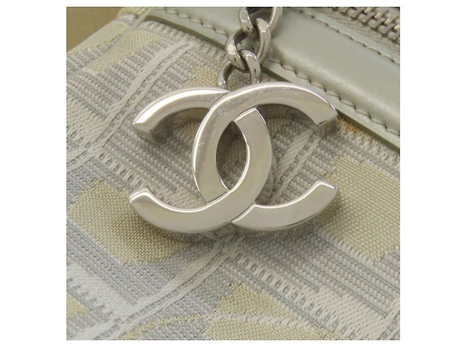 Borsa a spalla della nuova linea di viaggio Chanel Beige - vista 14