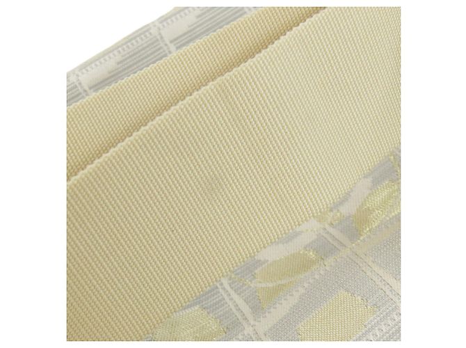 Borsa a spalla della nuova linea di viaggio Chanel Beige - vista 18