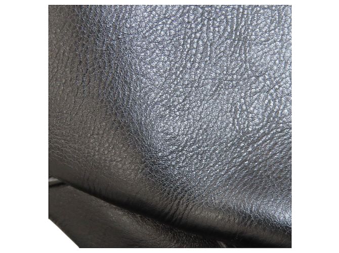 Everyday Balenciaga B Logo Rucksack aus Kalbsleder - Ansicht 12