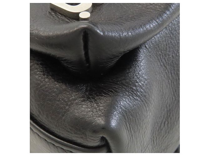 Everyday Balenciaga B Logo Rucksack aus Kalbsleder - Ansicht 16