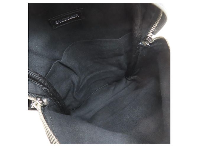 Everyday Balenciaga B Logo Rucksack aus Kalbsleder - Ansicht 5