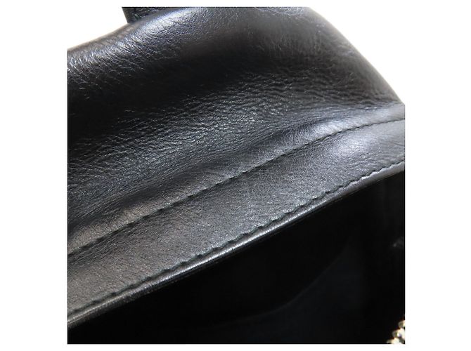 Everyday Balenciaga B Logo Rucksack aus Kalbsleder - Ansicht 9