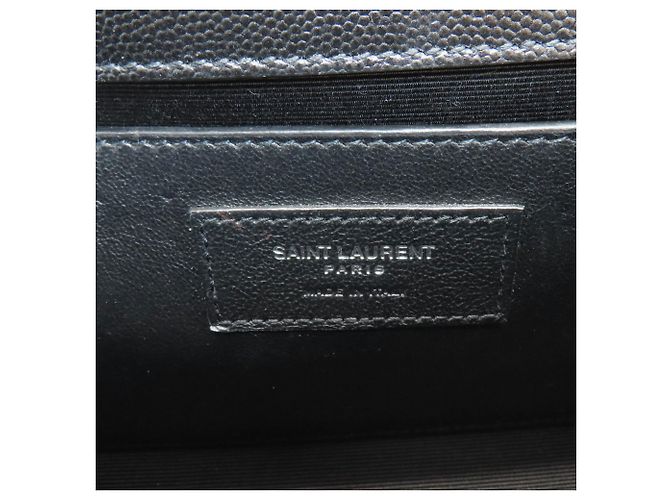 Borsa a Spalla Cassandra di Saint Laurent Nero - vista 7