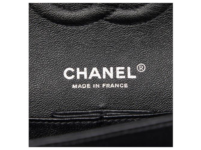Borsa a Spalla Chanel Airline Matelassé 25 Double Flap con Catena Nero Bianco - vista 10