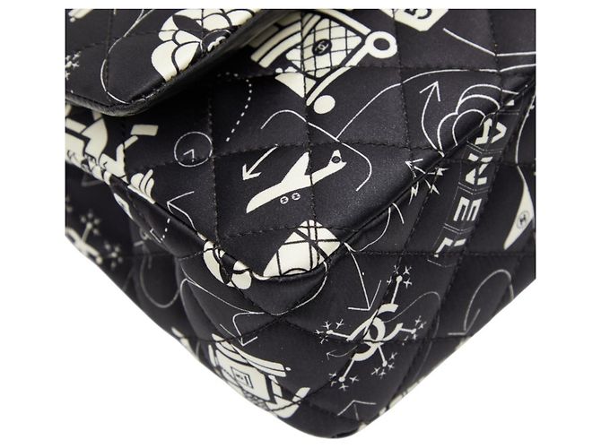 Borsa a Spalla Chanel Airline Matelassé 25 Double Flap con Catena Nero Bianco - vista 5