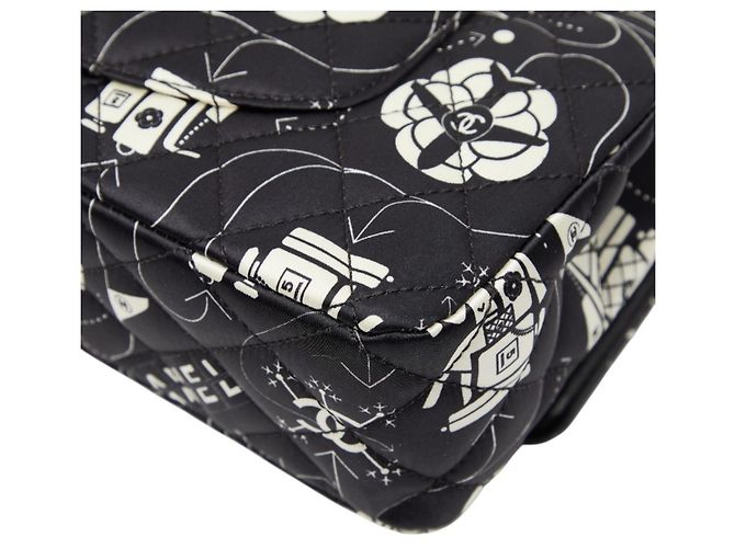 Borsa a Spalla Chanel Airline Matelassé 25 Double Flap con Catena Nero Bianco - vista 6