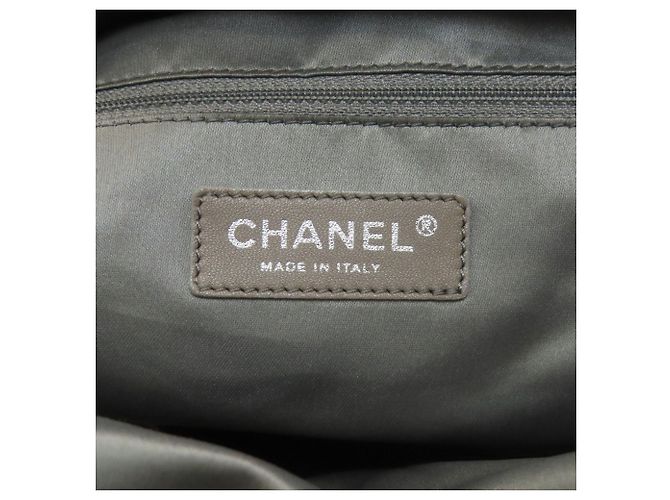 CHANEL Matelassé Tote Bag mit silberner Hardware Schwarz - Ansicht 8