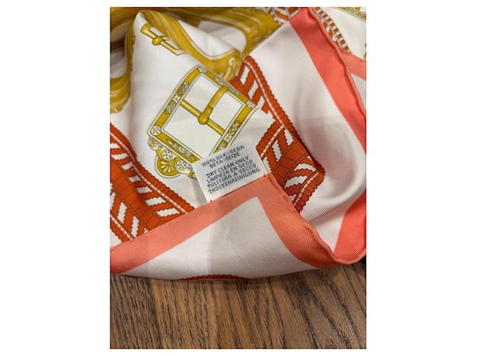 Hermès Sciarpa in seta Fiocchi e Galloni dello Zar Bianco D'oro Arancione - vista 6