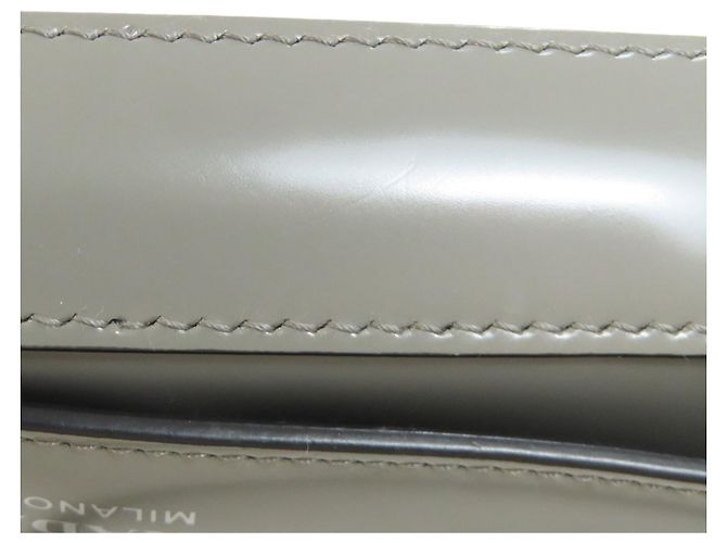 Borsa a spalla in pelle grigia Prada Marrone - vista 18