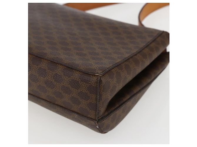 Céline Borsa a spalla circolare in tela Macadam CELINE in pelle PVC marrone e oro Auth fm5157 D'oro - vista 17