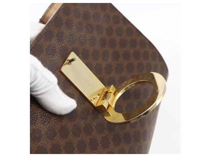 Céline Borsa a spalla circolare in tela Macadam CELINE in pelle PVC marrone e oro Auth fm5157 D'oro - vista 19