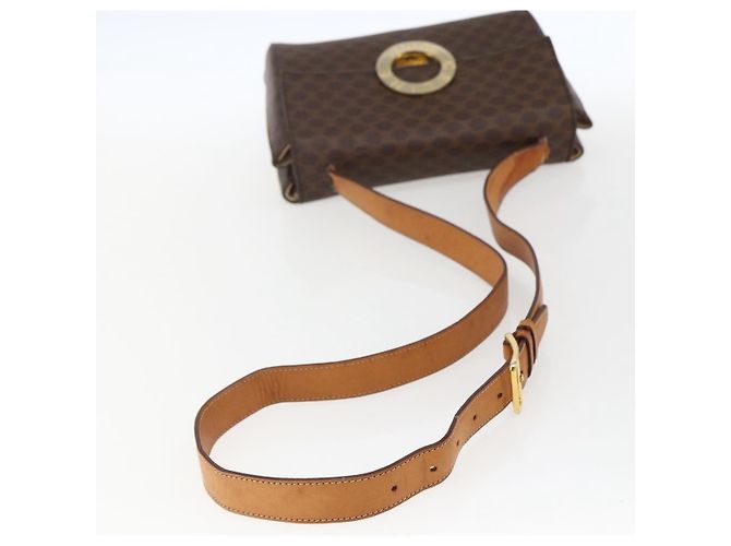 Céline Borsa a spalla circolare in tela Macadam CELINE in pelle PVC marrone e oro Auth fm5157 D'oro - vista 7