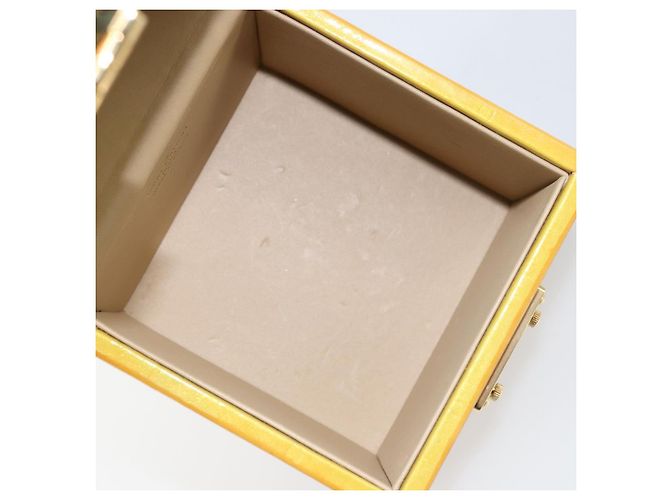 LOUIS VUITTON Pochette Cosmetica Monogram Vernis Bleecker Beige M91002 Auth 173131 - vista 11