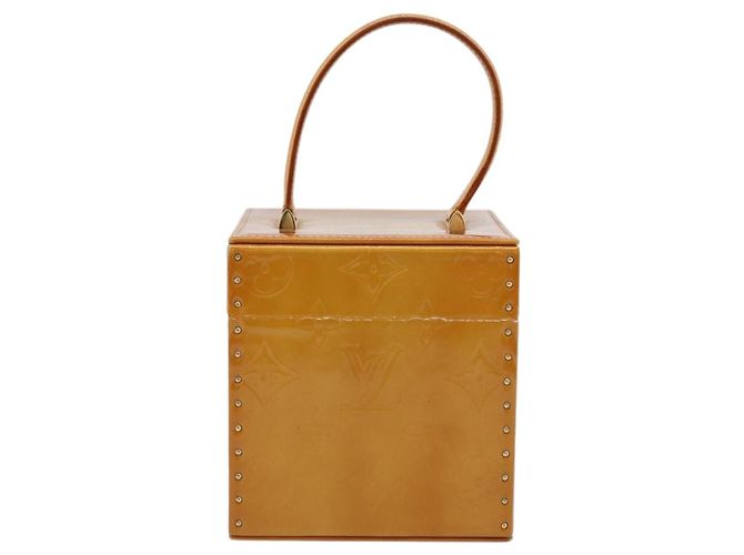 LOUIS VUITTON Pochette Cosmetica Monogram Vernis Bleecker Beige M91002 Auth 173131 - vista 2