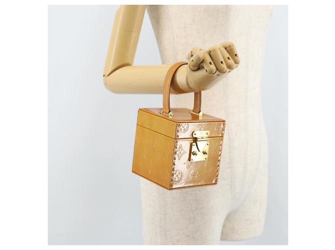 LOUIS VUITTON Pochette Cosmetica Monogram Vernis Bleecker Beige M91002 Auth 173131 - vista 21