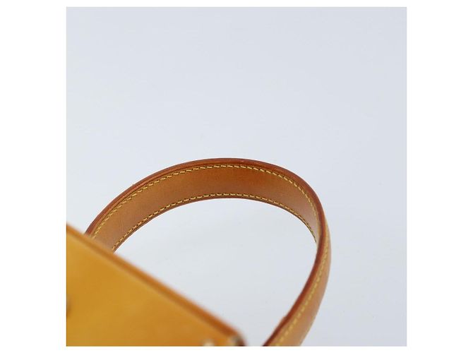 LOUIS VUITTON Pochette Cosmetica Monogram Vernis Bleecker Beige M91002 Auth 173131 - vista 8