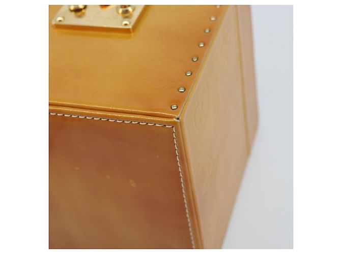LOUIS VUITTON Pochette Cosmetica Monogram Vernis Bleecker Beige M91002 Auth 173131 - vista 9