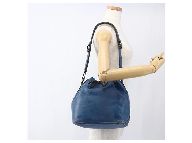 Noe LOUIS VUITTON Borsa a Spalla Petit Noé Epi Blu M44105 LV Auth ka2454 - vista 19