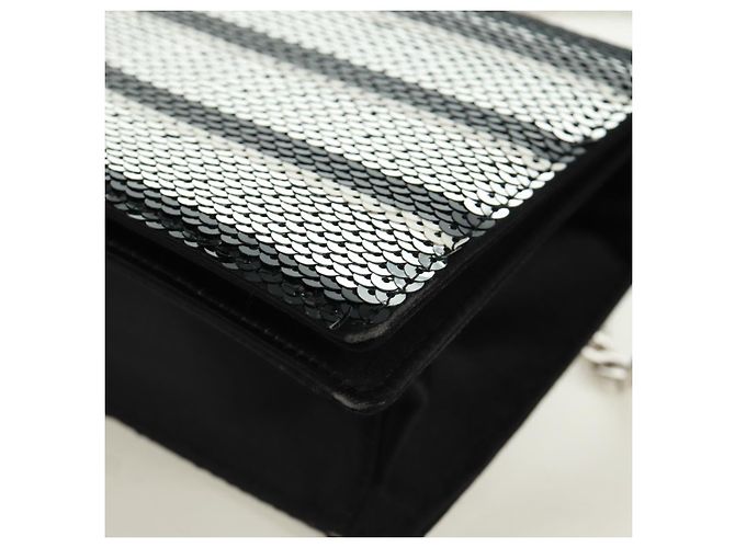 PRADA Borsa a Spalla con Catena e Paillettes in Pelle Nera Argento Auth 165358 Nero - vista 16