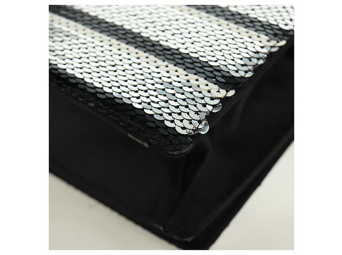 PRADA Borsa a Spalla con Catena e Paillettes in Pelle Nera Argento Auth 165358 Nero - vista 18