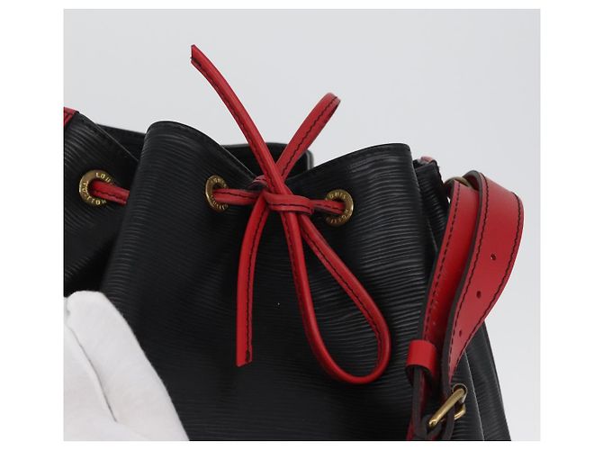 LOUIS VUITTON Epi Noe Schultertasche Bicolor Schwarz Rot M44017 LV Auth 173211 - Ansicht 10