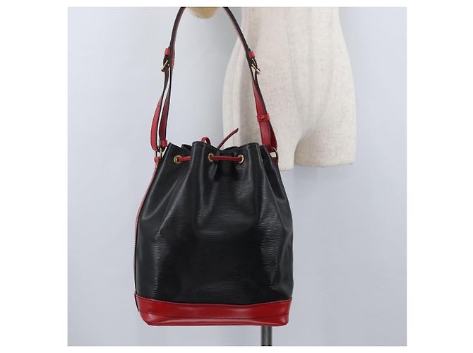 LOUIS VUITTON Epi Noe Schultertasche Bicolor Schwarz Rot M44017 LV Auth 173211 - Ansicht 22