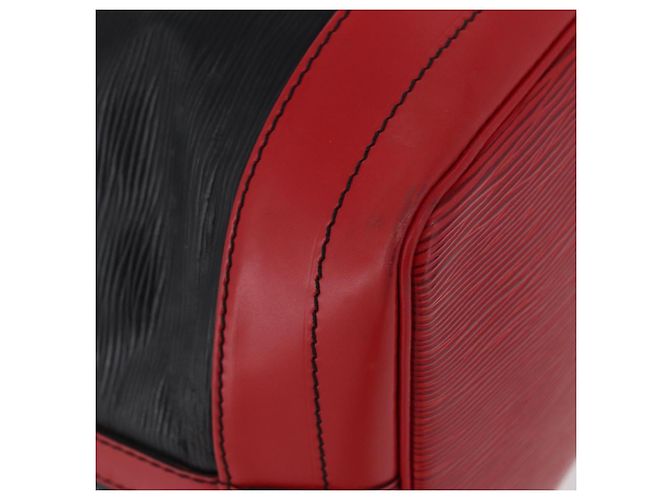 LOUIS VUITTON Epi Noe Schultertasche Bicolor Schwarz Rot M44017 LV Auth 173211 - Ansicht 9