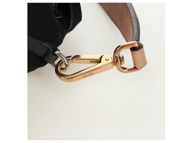 Borsa a Spalla PRADA Nylon Nero Oro Auth 165372V D'oro - vista 8