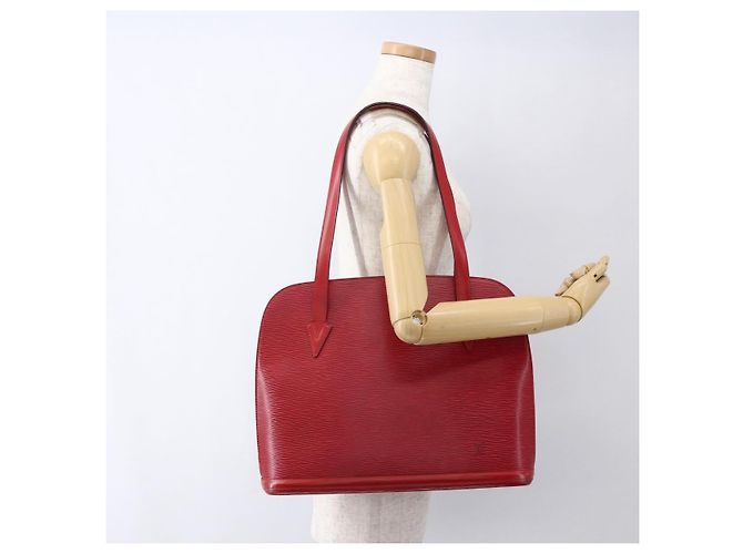 LOUIS VUITTON Borsa a Spalla Epi Lussac Rossa M52287 LV Auth 173207 Rosso - vista 23