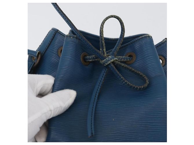 Noe LOUIS VUITTON Borsa a Spalla Petit Noé Epi Blu M44105 LV Auth 168162 - vista 18