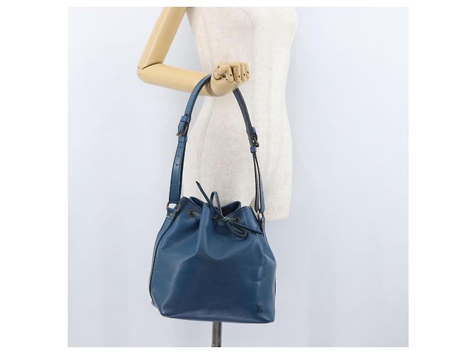 Noe LOUIS VUITTON Borsa a Spalla Petit Noé Epi Blu M44105 LV Auth 168162 - vista 23