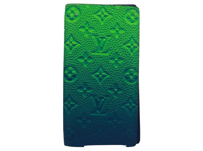 LOUIS VUITTON Taurillon Clemence Illusion Brazza Porte M81255 Auth 171844M Verde - vista 13