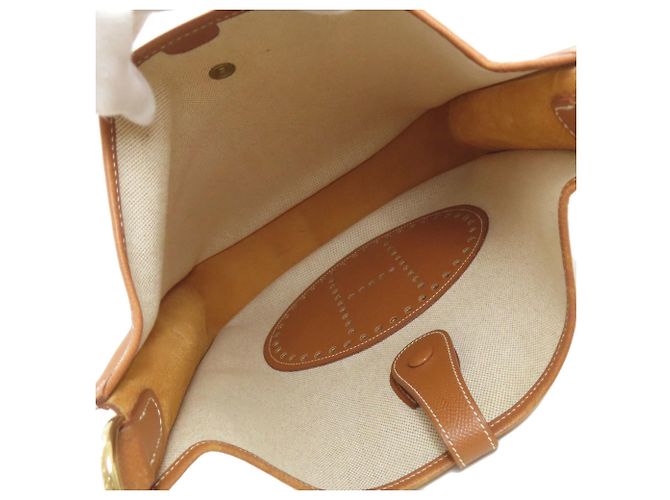 Borsa a Spalla Hermès Evelyne 1 GM in Tela Dorata D'oro - vista 5