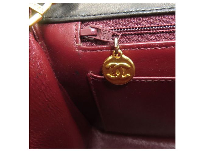 Chanel Mademoiselle Schultertasche mit Kette Schwarz - Ansicht 11